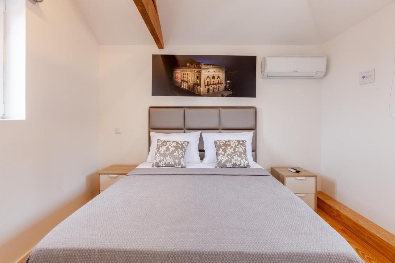 Villa Apartments & Suites Порту Экстерьер фото