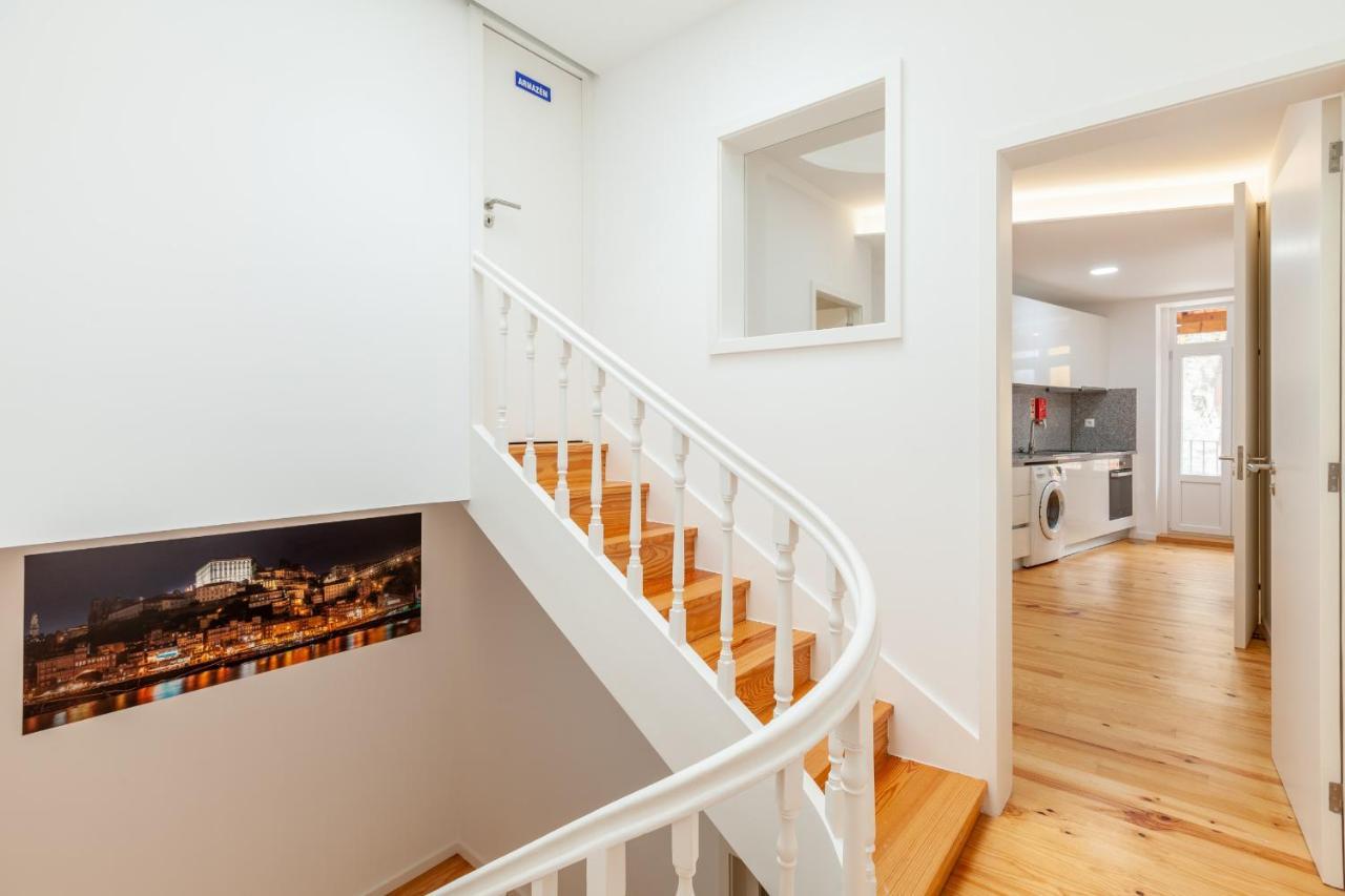 Villa Apartments & Suites Порту Экстерьер фото